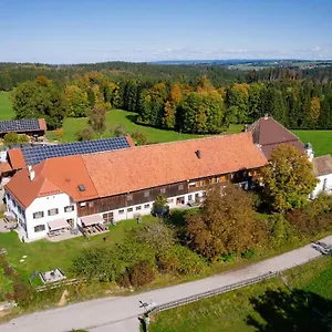 gut-grasleiten.com-bavaria.com/