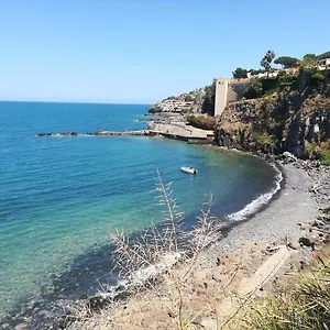 Casa vacanze Zaghouses - Sea View In Sicily