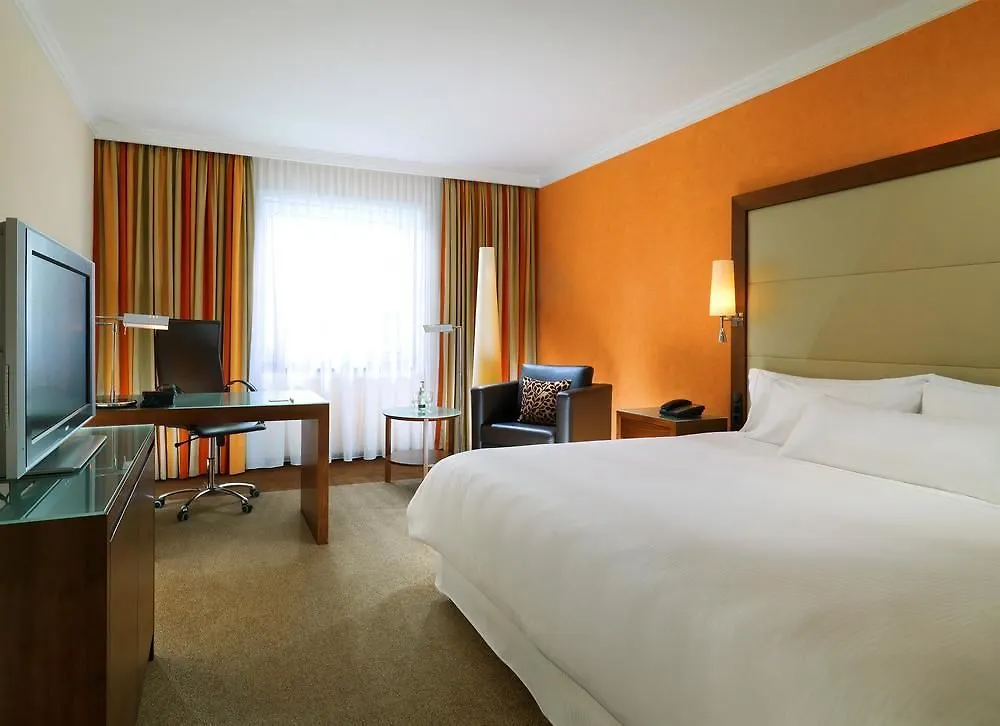 *****  The Westin Grand Frankfurt Hotel Frankfurt am Main Germany
